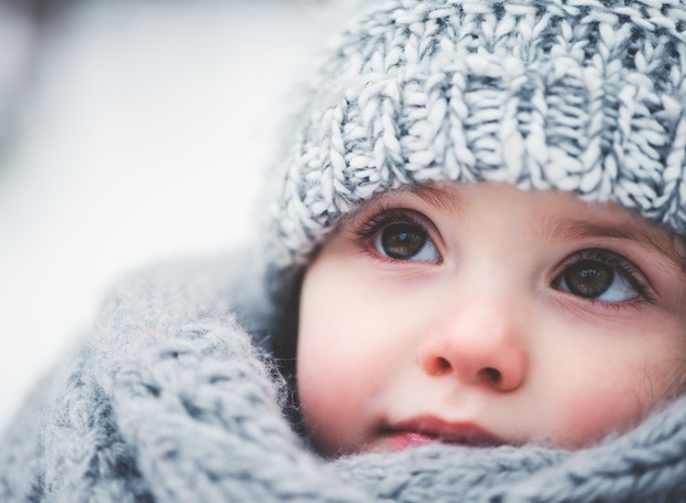 8 maneiras de manter seu filho quentinho e seguro no frio! 